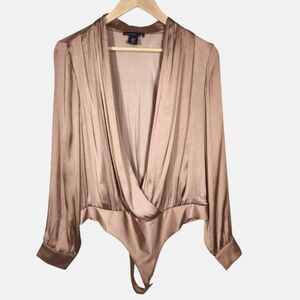 Sincerly Jules Satin Plunge Neck Long Sleeve Top Bodysuit Sexy Party Rose Gold L